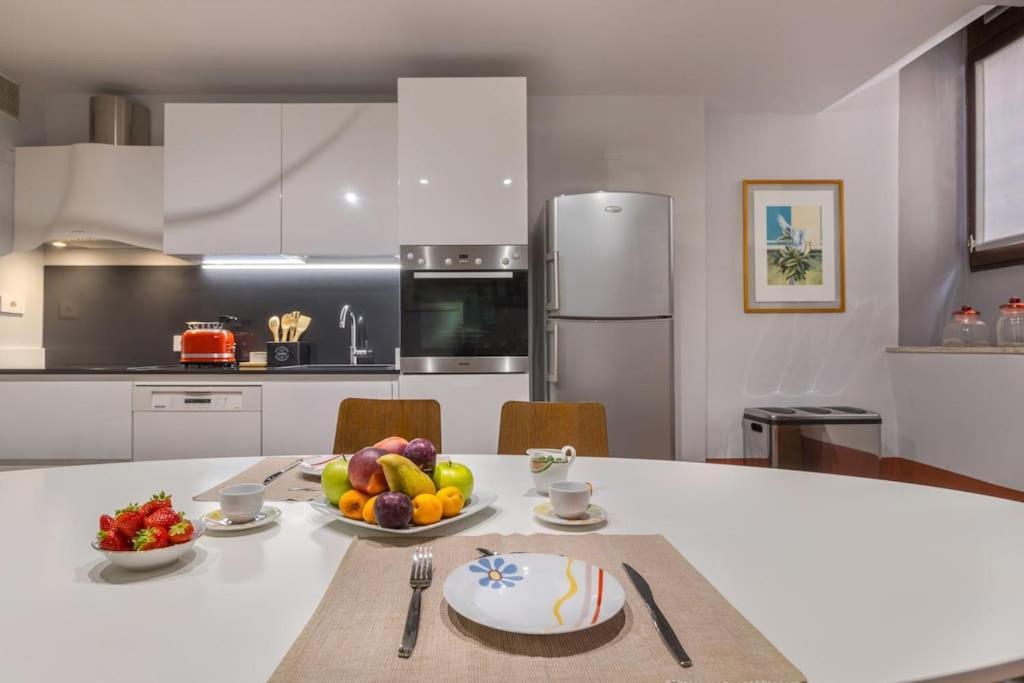 Residenza Angels @Piazzadelleerbe Apartment Verona Exterior photo