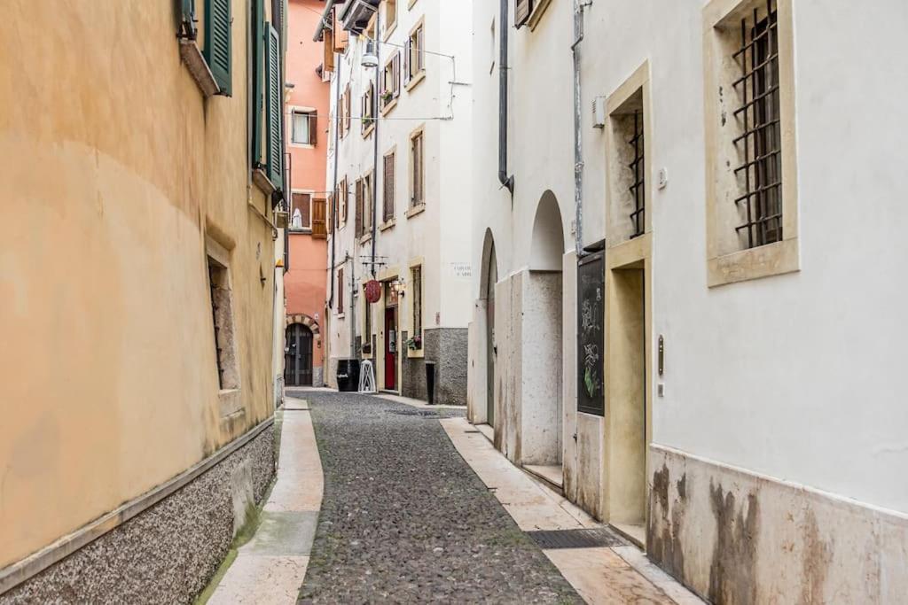 Residenza Angels @Piazzadelleerbe Apartment Verona Exterior photo